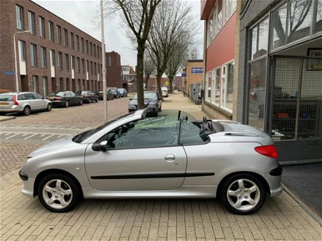 Peugeot 206 CC - 2.0-16V Nieuwe APK NAP - 1