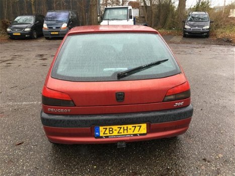 Peugeot 306 - 306; 1.4 5DRS - 1