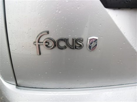 Ford Focus - 1.6-16V Ghia - 1