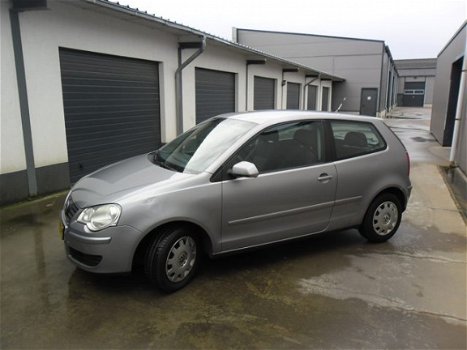 Volkswagen Polo - 1.4-16V Optive - 1