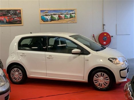 Volkswagen Up! - 1.0 move up BlueM - 1