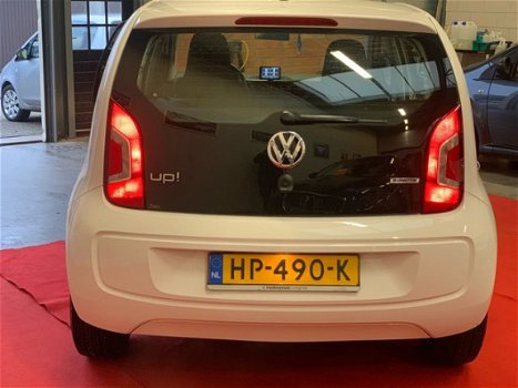 Volkswagen Up! - 1.0 move up BlueM - 1