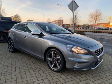 Volvo V40 - 2.0 D4 R-Design R - 1