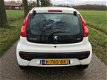 Peugeot 107 - 1.0-12V Urban Move 2011 airco 83400 km - 1 - Thumbnail