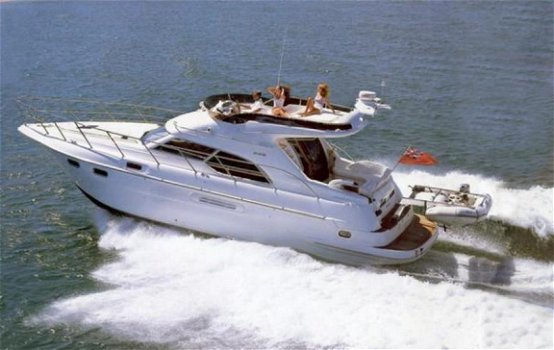 Sealine F43 - 1