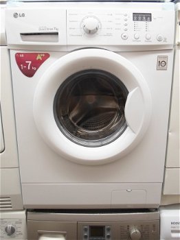 Bijna nieuwe LG wasmachine 200 euro!!! bezorgen mogelijk!! - 1