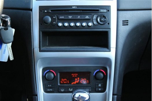 Peugeot 307 - 1.6-16V Premium Automaat Clima&Cruise control - 1