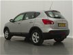 Nissan Qashqai - 2.0 Tekna Premium *AUTOMAAT* / NAVI / AIRCO-ECC / CRUISE CTR. / LMV / TREKHAAK / *A - 1 - Thumbnail