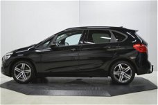 BMW 2-serie Active Tourer - 218i Climate control, Trekhaak, Mooie auto