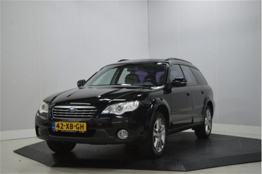 Subaru Outback - 2.5i Comfort Clima, Cruise, Trekhaak - 1