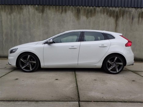 Volvo V40 - 1.6 D2 R-Design Business Navigatie - 1