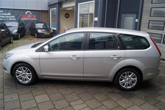 Ford Focus Wagon - 1.6 Ghia / Clima / Navi / PDC / Automaat - 1