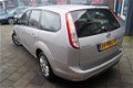 Ford Focus Wagon - 1.6 Ghia / Clima / Navi / PDC / Automaat - 1 - Thumbnail