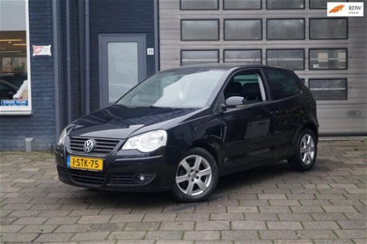 Volkswagen Polo - 1.9 TDI Sportline / Clima / Cruise / LMV - 1