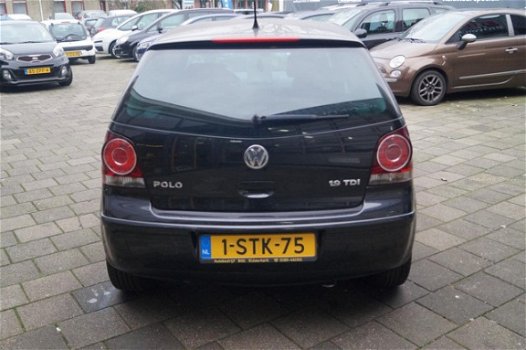 Volkswagen Polo - 1.9 TDI Sportline / Clima / Cruise / LMV - 1