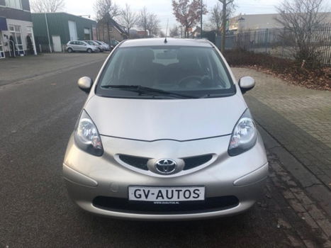 Toyota Aygo - 1.0-12V + Airco/leer bekleding/5deurs - 1