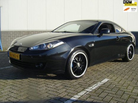 Hyundai Coupé - Zwart nw Model 2009 Topper - 1