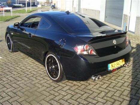 Hyundai Coupé - Zwart nw Model 2009 Topper - 1