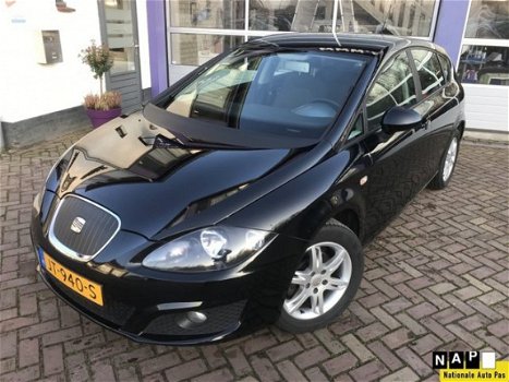 Seat Leon - 1.6 TDI Eco. Style * AIRCO * NAVIGATIE - 1