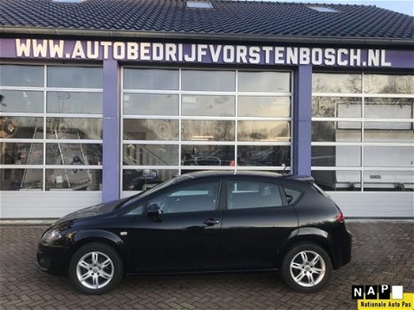 Seat Leon - 1.6 TDI Eco. Style * AIRCO * NAVIGATIE - 1