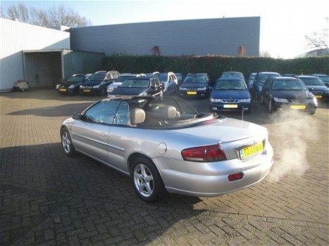 Chrysler Sebring - 2.7i-V6 24V LX Convertible APK t/m 28-06-2020 - 1