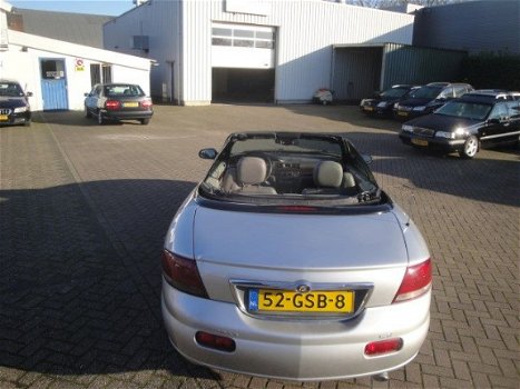 Chrysler Sebring - 2.7i-V6 24V LX Convertible APK t/m 28-06-2020 - 1