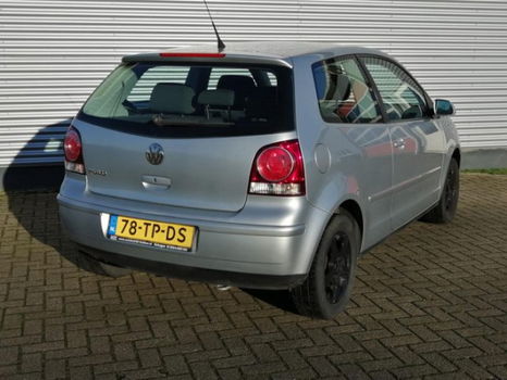 Volkswagen Polo - 1.2 Optive - 1