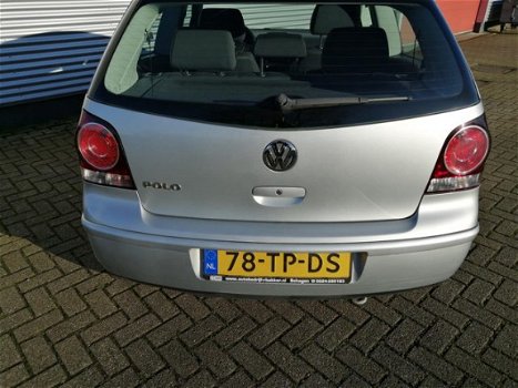 Volkswagen Polo - 1.2 Optive - 1