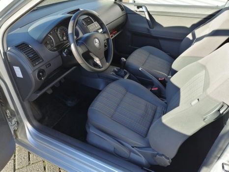 Volkswagen Polo - 1.2 Optive - 1