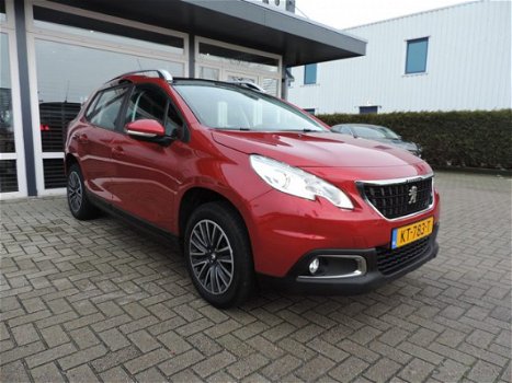 Peugeot 2008 - 1.2 PureTech Blue Lion 50 procent deal 6.975, - ACTIE Trekhaak / Pano / Navi / LED / - 1