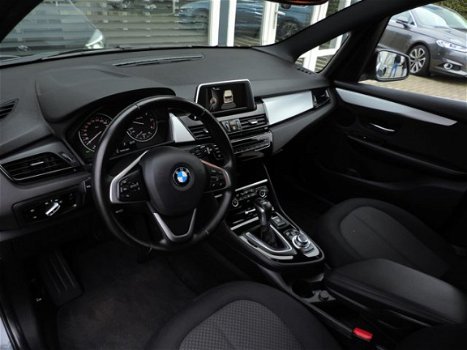 BMW 2-serie Gran Tourer - 216d Corporate Lease Sport 50 procent deal 7.875, - ACTIE Afn. Trekhaak / - 1
