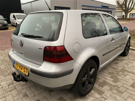 Volkswagen Golf - 2.0 Master Edition Sport - 1