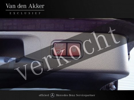 Mercedes-Benz GLC-klasse - 250 4MATIC AMG // COMAND // LED INTELLIGENT LIGHTSYSTEM // KEYLESS-GO // - 1
