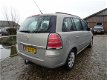 Opel Zafira - 2.2 Temptation Met Airco + Cruise + 6-bak Nu € 4.250, - 1 - Thumbnail