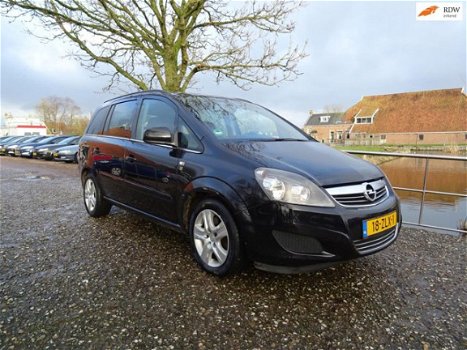 Opel Zafira - 1.9 CDTi 111 years Edition Autom + 7P + Clima Nu € 3.975, - 1