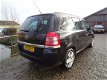 Opel Zafira - 1.9 CDTi 111 years Edition Autom + 7P + Clima Nu € 3.975, - 1 - Thumbnail