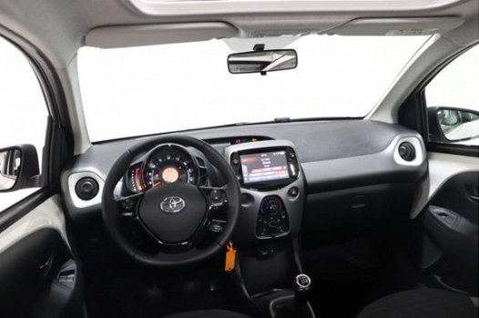 Toyota Aygo - 1.0 VVT-i x-play, Airco, Canvas dak LAGE KM STAND - 1