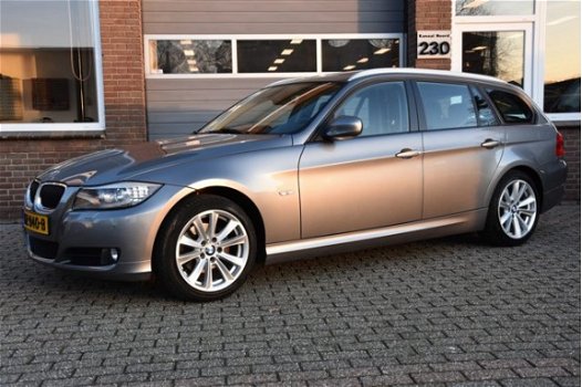 BMW 3-serie Touring - 318 i AUT EXE NAVI/PANO/CRUISE/XENON 103DKM - 1