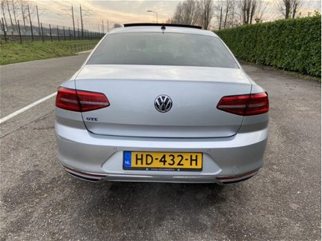 Volkswagen Passat - 1.4 TSI GTE Highline / Panoramadak / Ex BTW - 1