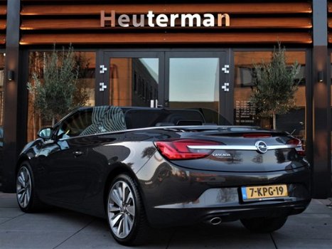 Opel Cascada - Cabriolet 1.4 Turbo Cosmo/ Navigatie/ Xenon/ PDC - 1