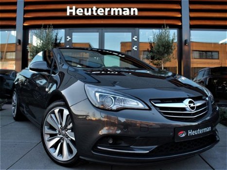 Opel Cascada - Cabriolet 1.4 Turbo Cosmo/ Navigatie/ Xenon/ PDC - 1