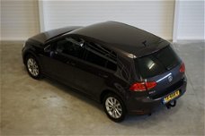 Volkswagen Golf - 1.2 TSI 81KW / 110PK LOUNGE TREKHAAK