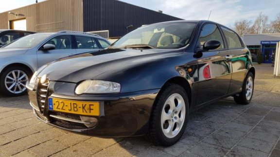 Alfa Romeo 147 - 1.6 T.Spark Progression - 1