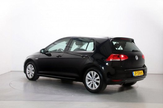 Volkswagen Golf - 1.0 TSI Comfortline 6-bak Parkeersensoren Stuurbediening Climate Control - 1