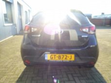 Mazda 2 - 2 SkyAvtiv-D 105 TS + Navigatie / INCL. BTW