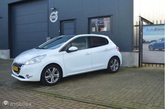 Peugeot 208 - 1.2 VTi Allure Panorama/Vol Leer - 1