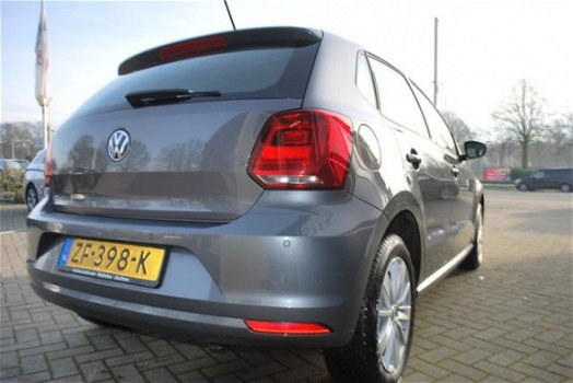 Volkswagen Polo - 1.0i 75PK COMFORTLINE Climate PDC LM.15 - 1