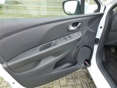 Renault Clio - TCe 90pk Intens / Navigatie / Led / Clima / pdc / Nieuwstaat - 1