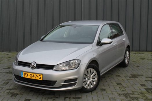 Volkswagen Golf - 1.6 TDI Trendline - 1