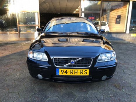 Volvo S60 - 2.5T Summum Airco, automaat, leder - 1